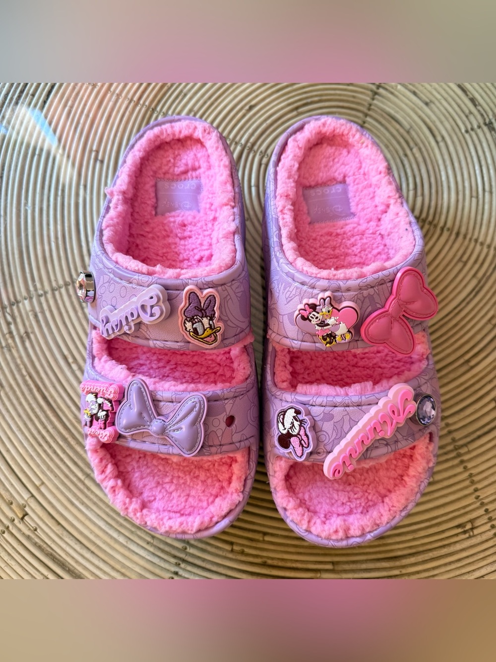 Brand New Minnie Daisy Cozzzy Crocs Sandal
